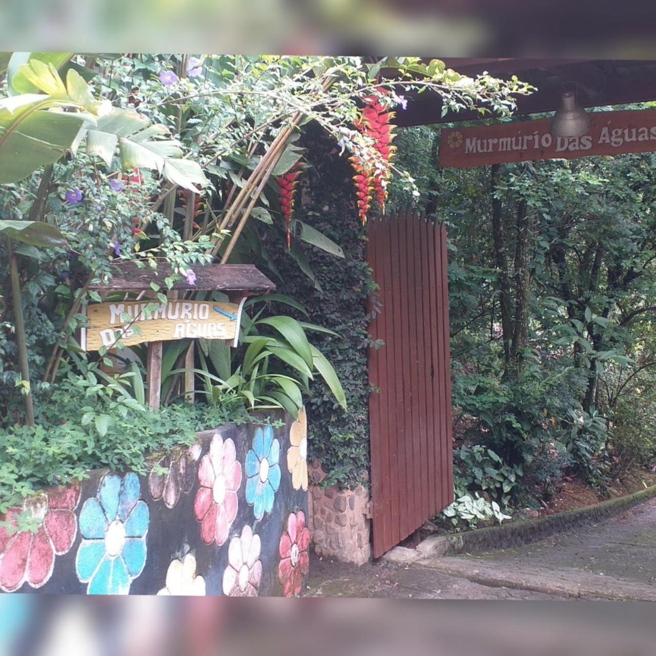 Inn Murmurio Aguas *